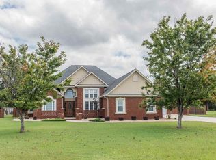 205 Elsa Way, Byron, GA 31008