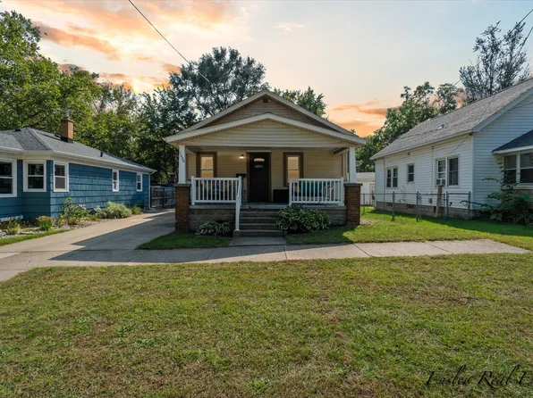 1238 Richmond St NW, Grand Rapids, MI 49504