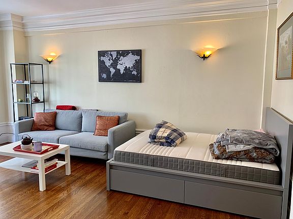 4th image of 805 Bush St #416