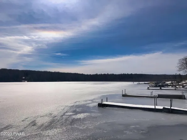 17 7th St, Thompson, PA 18465