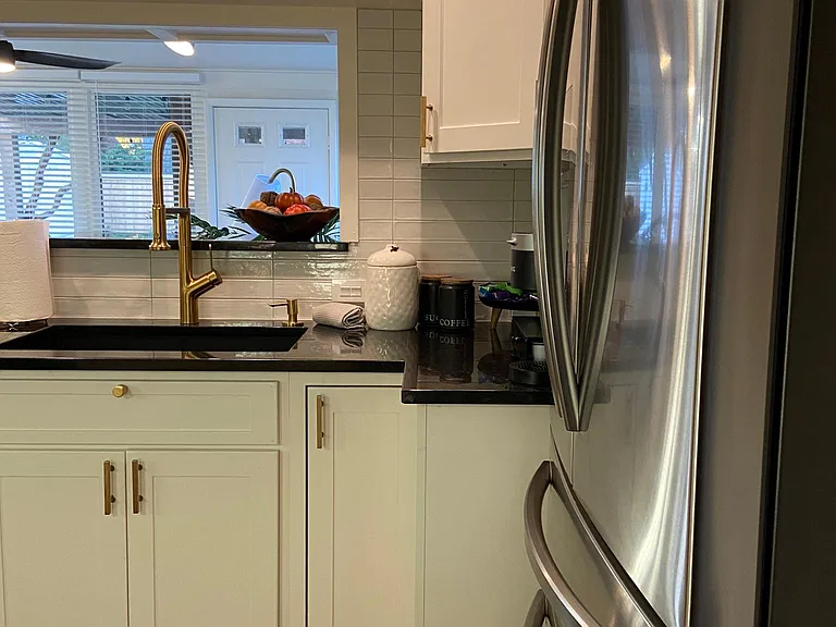 215 N Ridgewood Dr — Photo 22