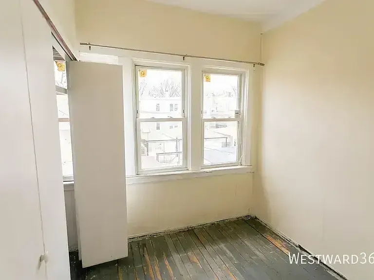 3900 N Sawyer Ave #2 — Photo 8
