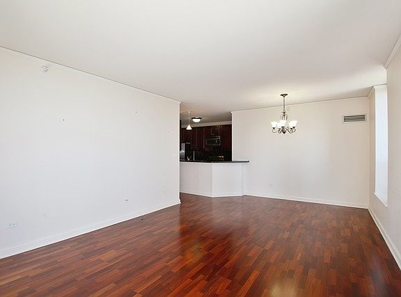 3rd image of 420 E Waterside Dr #1015