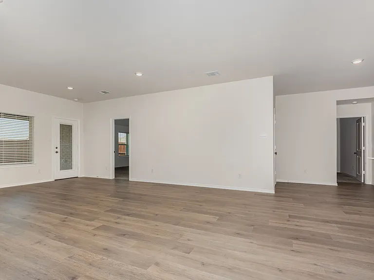 3928 Amethyst Dr — Photo 14
