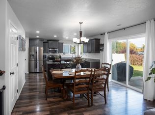 3142 N Sharon Ave, Meridian, ID 83646