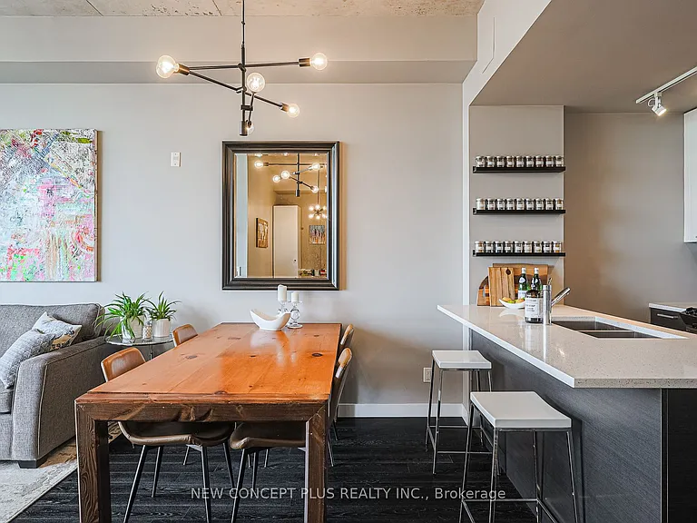 90 Broadview Ave #634 — Photo 9