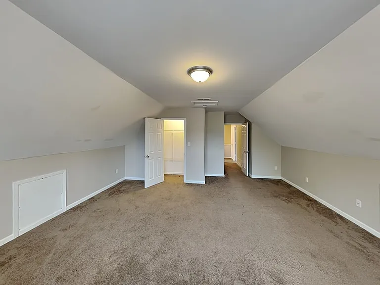 5657 Wolf Pack Dr — Photo 17