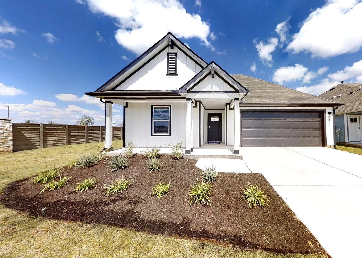 4 bed, 3.0 bath, 2034 sqft, $2,225 — Photo 1
