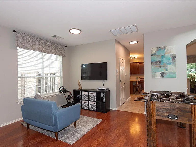 11004 Quarry Oaks Trl — Photo 9