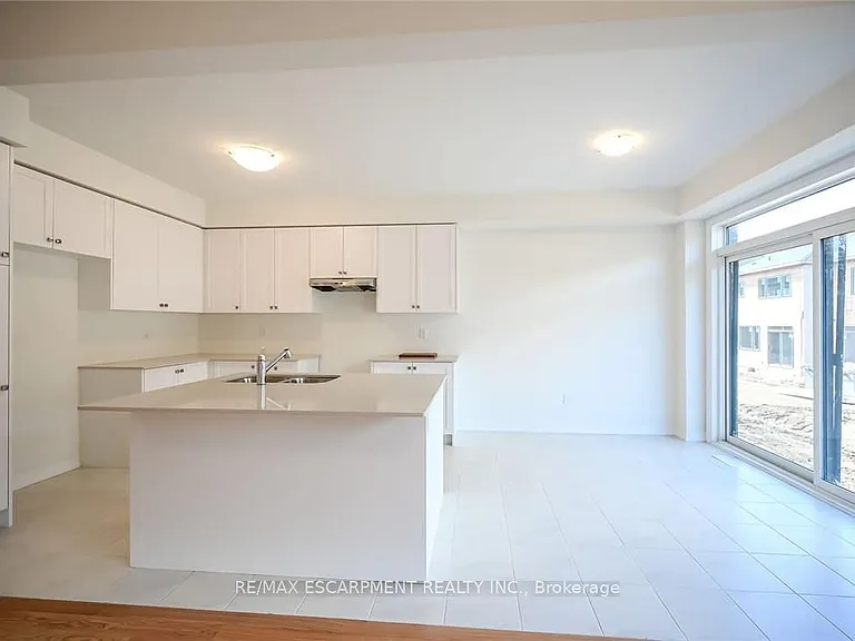 377 Provident Way — Photo 7