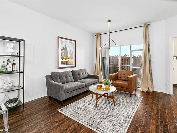 4th image of 4133 Bellasol Cir APT 315