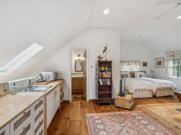 532 Butter Ln — Photo 18