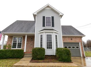 1137 Lamont Ct, Clarksville, TN 37042