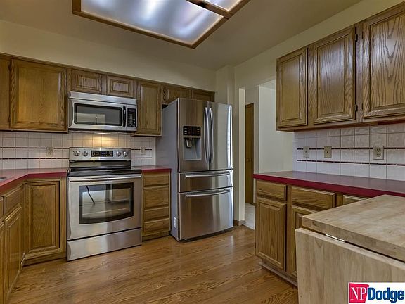 4th image of 5322 S 93rd St