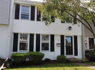84 S Estate Dr, Webster, NY 14580