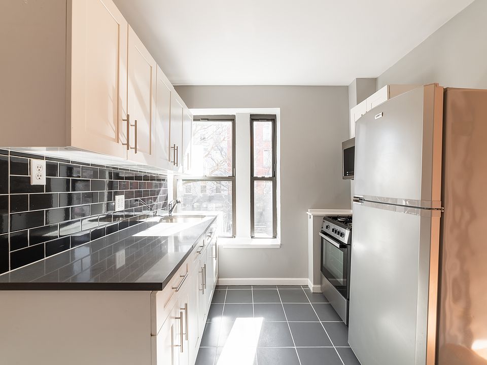 1st image of 873 Bergen St APT 8