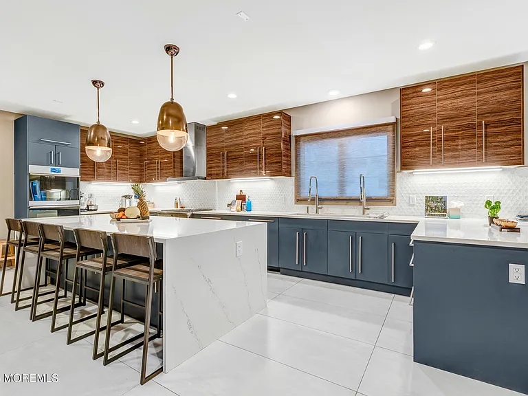 450 Wells Ave — Photo 12