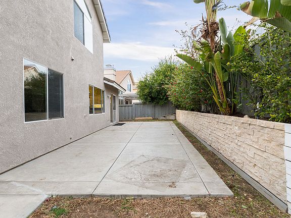5th image of 14072 Catalina Ct