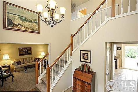 3rd image of 146 Morningside Dr