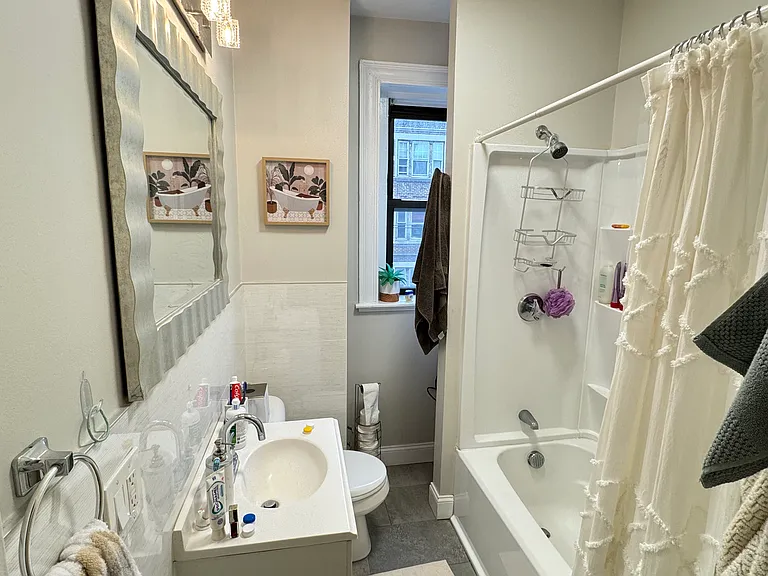 100 Linden St #6 — Photo 16