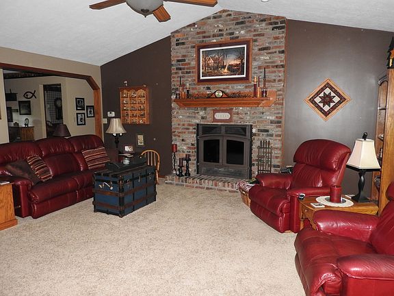 Vaulted ceiling family room