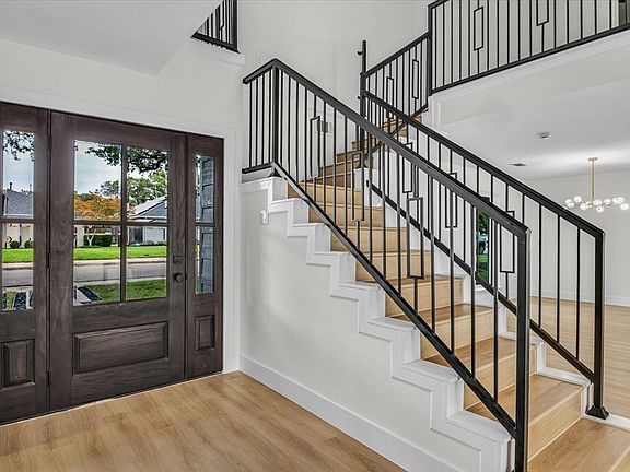 4th image of 7240 Whispering Pines Dr