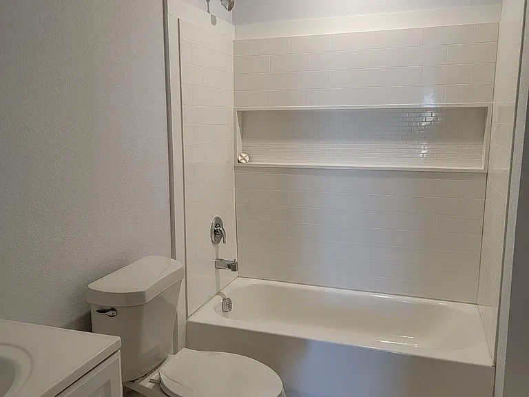 2nd floor - bathroom