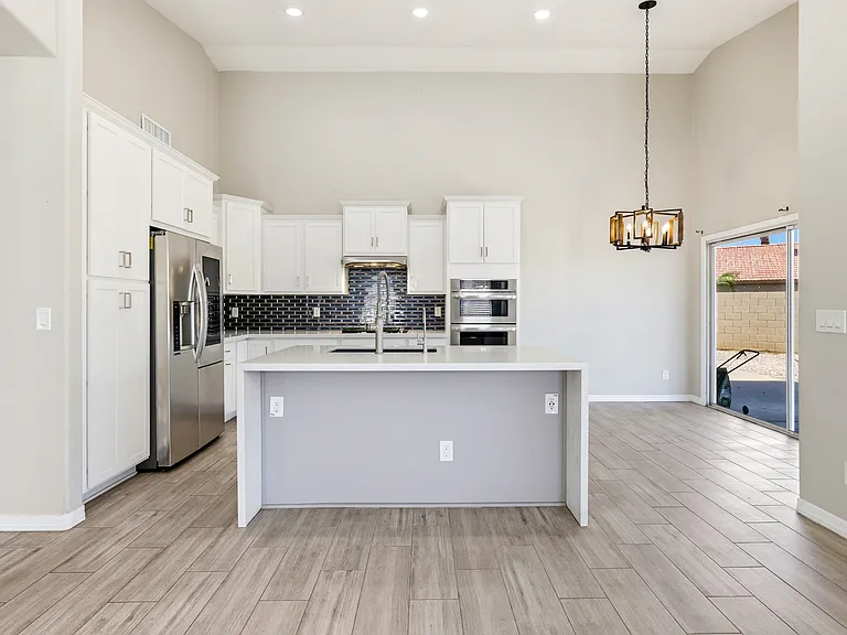 1274 E Lake Dr — Photo 14
