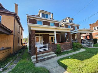1302 Vine St, Mc Kees Rocks, PA 15136