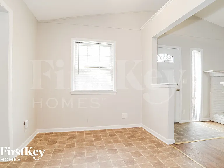 5106 S Grand Ave — Photo 7