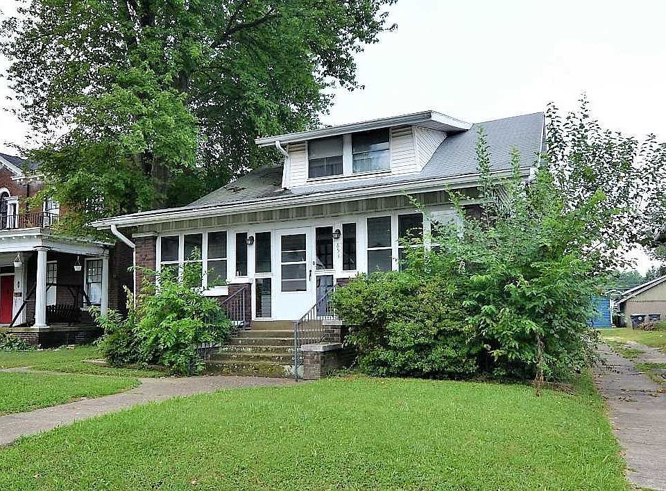 1st image of 853 Lincoln Ave