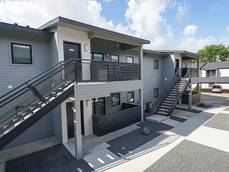 Haven at Briargrove — Photo 38