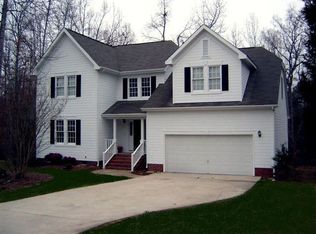 105 Harbor Town Ct, Mebane, NC 27302
