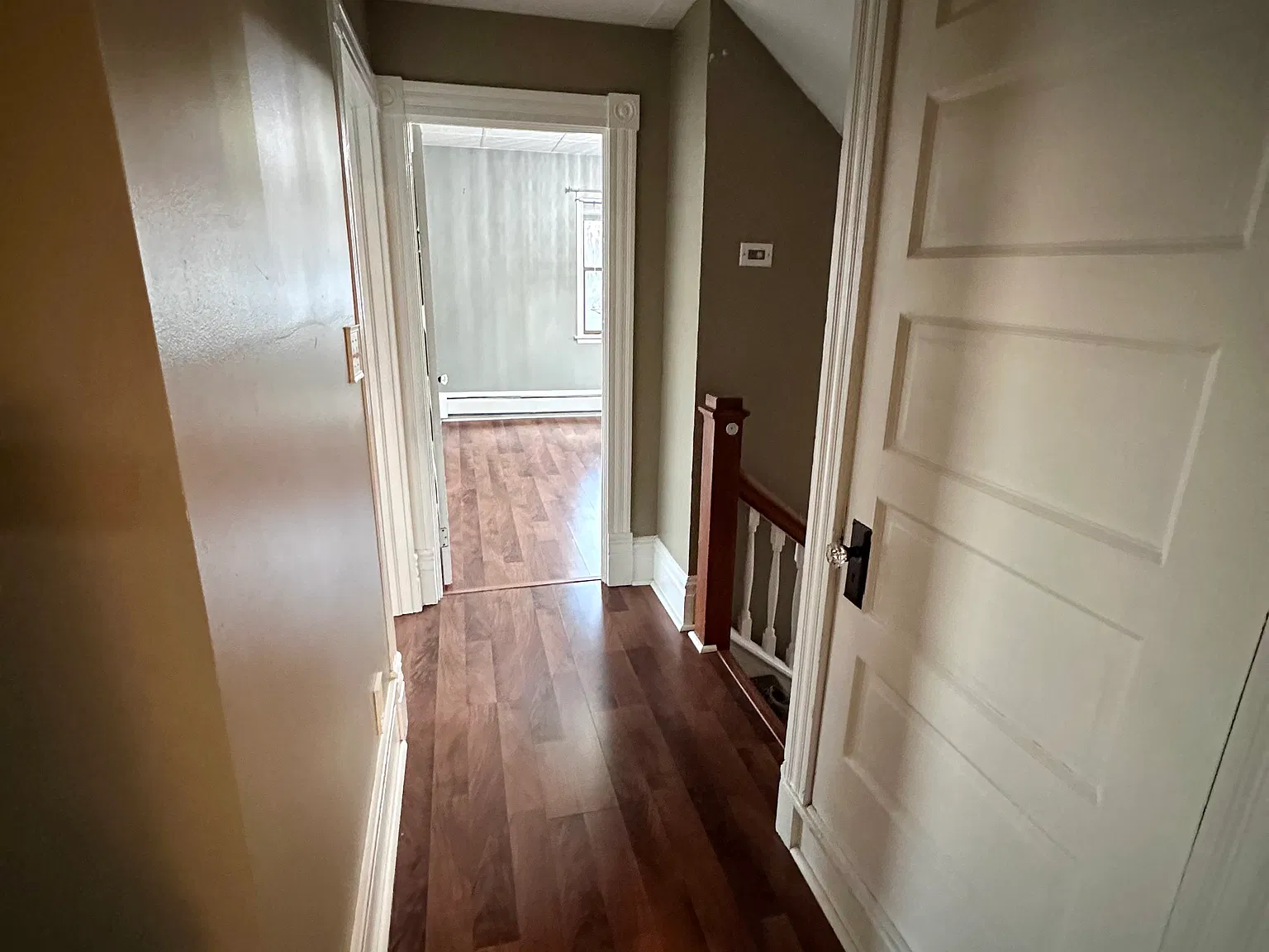 2 bed, 1000 sqft, $1,200 — Photo 2