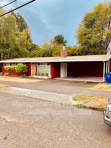 9015 45th Ave SW Photo 1