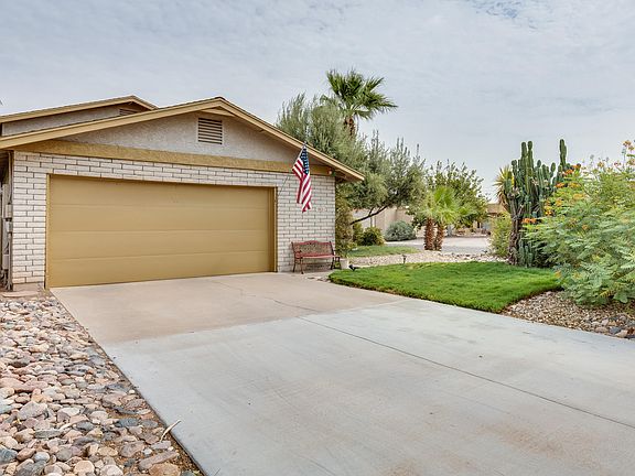 2nd image of 3928 E Corrine Dr