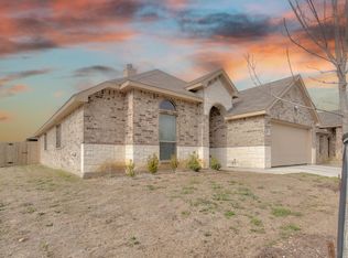 531 Sydney St, Wilmer, TX 75172