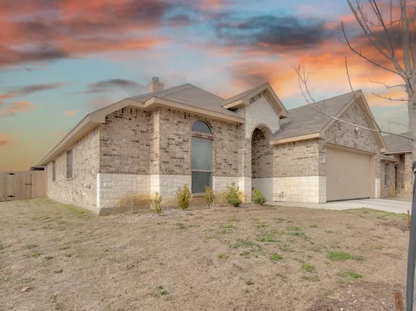 531 Sydney St, Wilmer, TX 75172