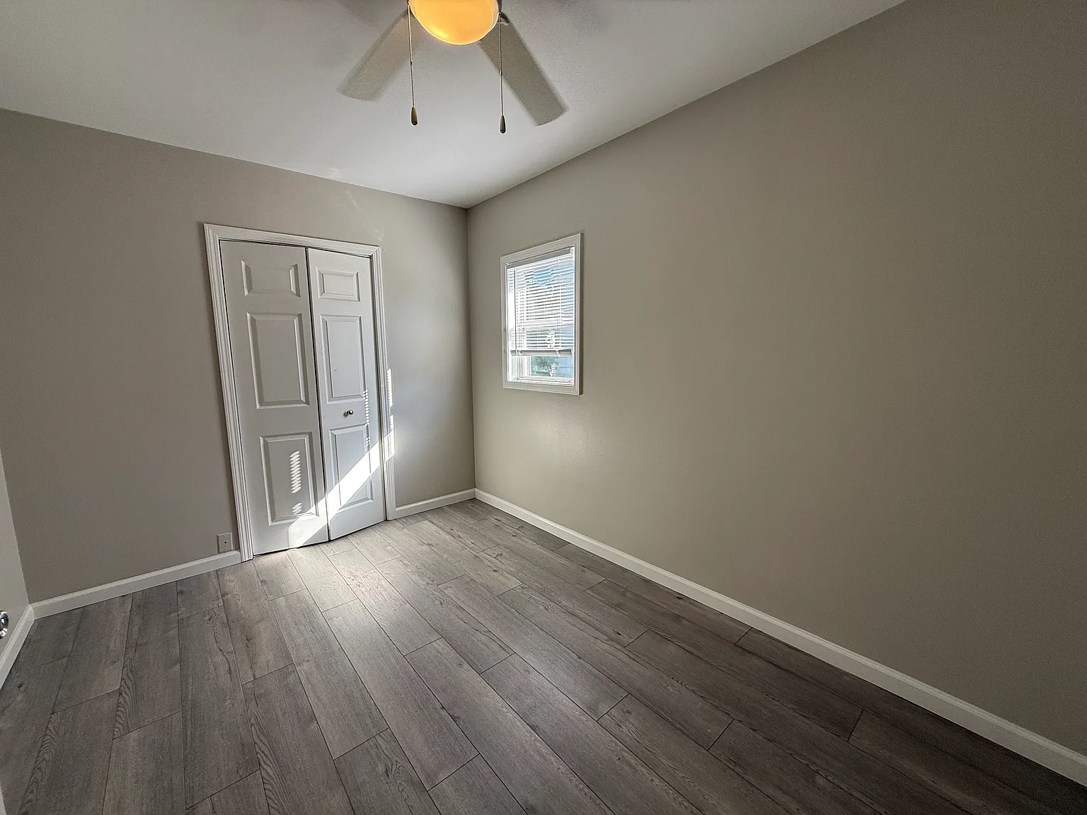 3 bed, 1100 sqft, $1,800 — Photo 4