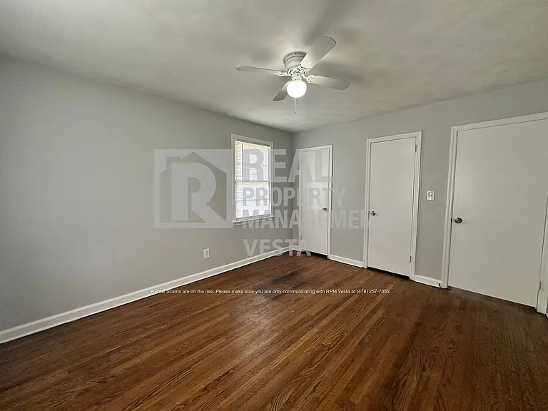 3257 Ohara Dr S — Photo 11