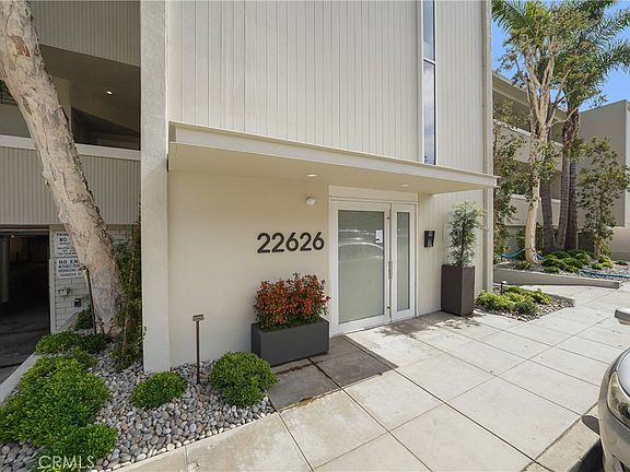 2nd image of 22626 Pacific Coast Hwy APT 9
