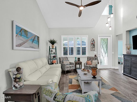 5th image of 434 Landshark Blvd