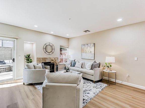 5th image of 719 Star Jasmine Ct