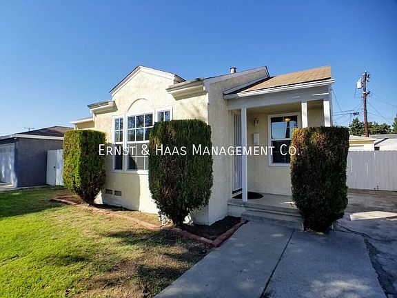3rd image of 2257 E Poinsettia St