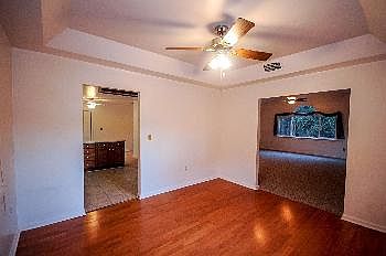5th image of 2070 Wildridge Dr