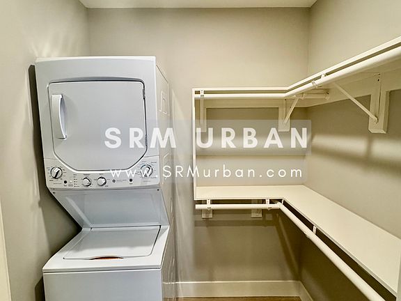 4th image of 3041 C St APT 6