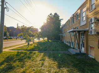 232 Elm St #16, Saint Thomas, ON N5R 1J5