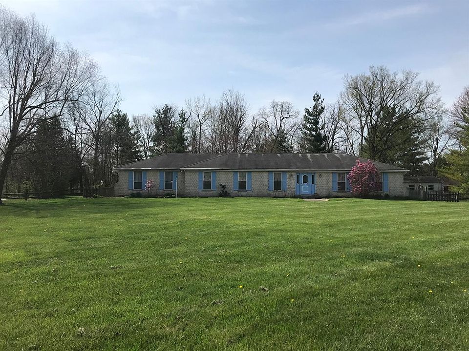 1st image of 23717 Mountain Meadows Dr