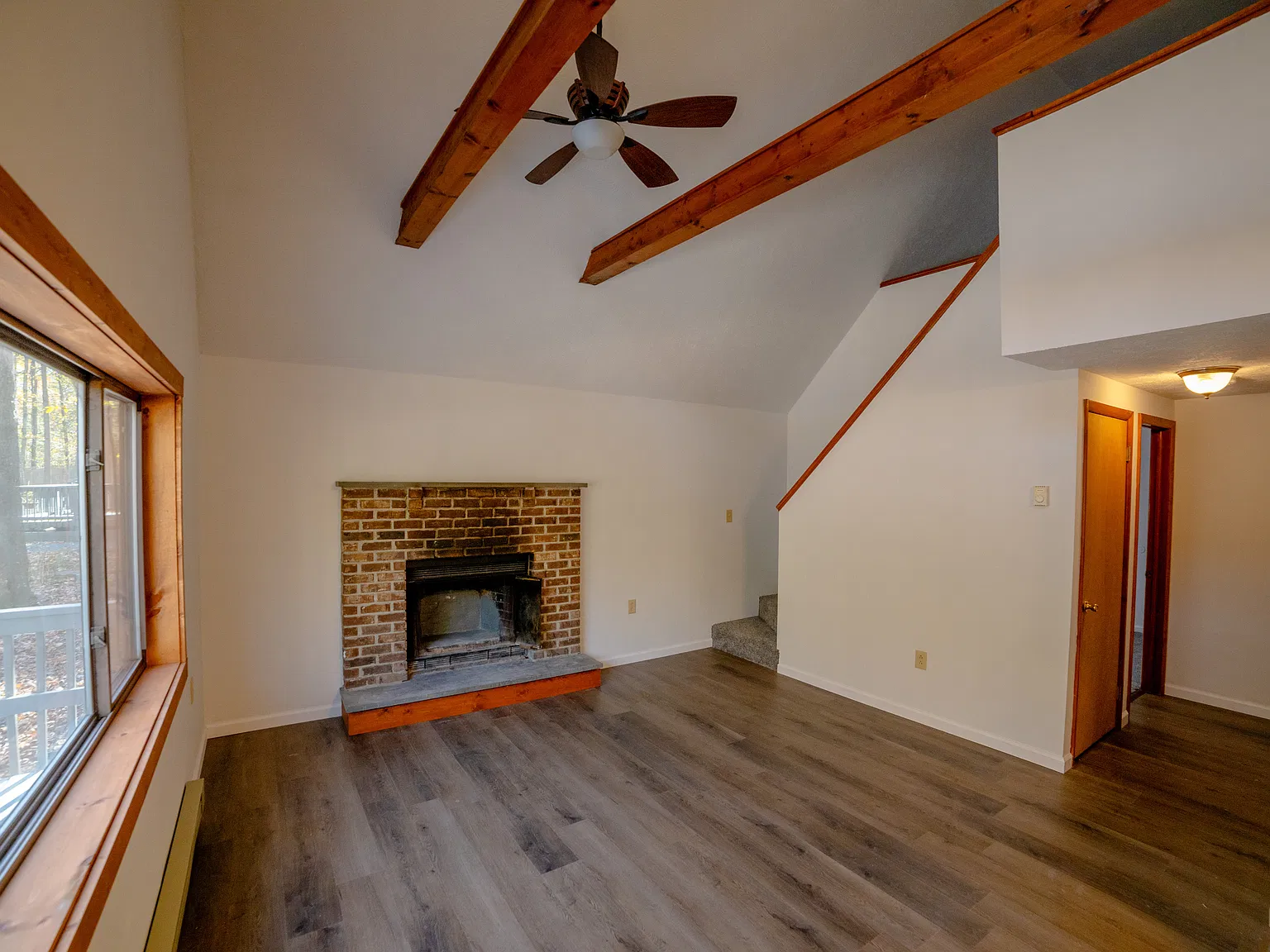2 bed, 840 sqft, $1,695 — Photo 2