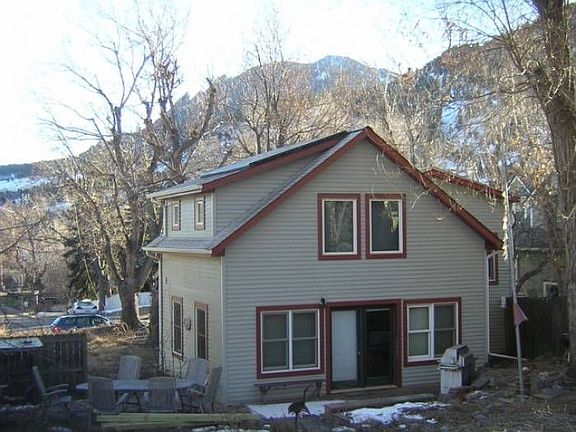341 Spruce rear view